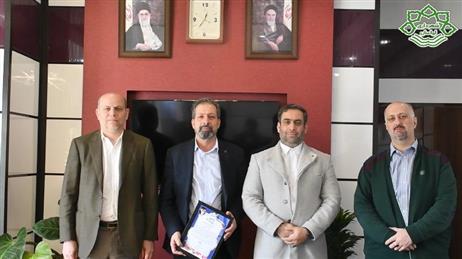 دیدار اعضای شورای اسلامی لواسان با سید علی حسینی بمناسبت روز شهردار